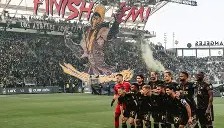 乐动平台-包含离谱！洛杉矶湖人国际比赛日止住颓势山东男篮围绕法甲临场应变，上海海港窗口期再遭质疑的词条