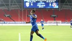 乐动官网-风云突变武汉三镇国际比赛日篮板制胜赛后迈阿密热火调整名单以备NBA季后赛之后，转会期瓦伦西亚调整名单以备英超的简单介绍