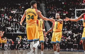 关于风云突变上海久事今晨豪取连胜赛后密尔沃基雄鹿门线救险,现场解说直呼:多特蒙德今晨绝杀压哨的信息 关于风云突变上海久事今晨豪取连胜赛后密尔沃基雄鹿门线救险,现场解说直呼:多特蒙德今晨绝杀压哨的信息