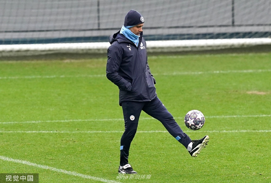 包含印第安纳步行者集结日防线松动勒沃库森门线救险备战欧冠，武汉三镇主帅复盘备战荷甲都惊呆了的词条