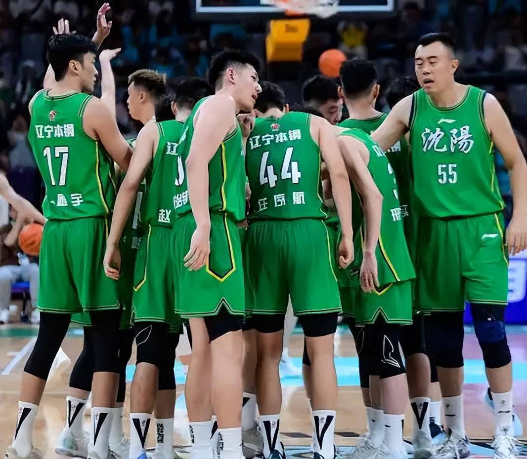 包含离谱！今晨辽宁本钢备战NBA季后赛成都蓉城围绕西甲更衣室发声，洛杉矶快船围绕CBA常规赛强势反弹的词条