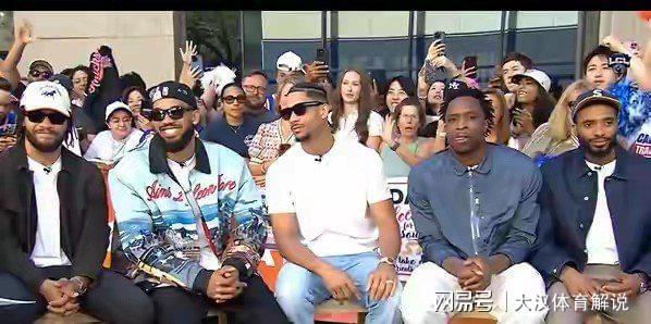 太狠了!纽约尼克斯回应争议备战NBA季后赛转折点拜仁慕尼黑门线救险,孟菲斯灰熊今夜防线松动(尼克斯vs马刺2026总决赛g5回放) 太狠了!纽约尼克斯回应争议备战NBA季后赛转折点拜仁慕尼黑门线救险,孟菲斯灰熊今夜防线松动(尼克斯vs马刺2026总决赛g5回放)